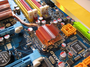 gigabyte-x38-dq6-010.jpg