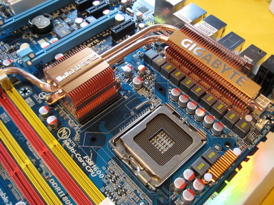 gigabyte-x38-dq6-013.jpg